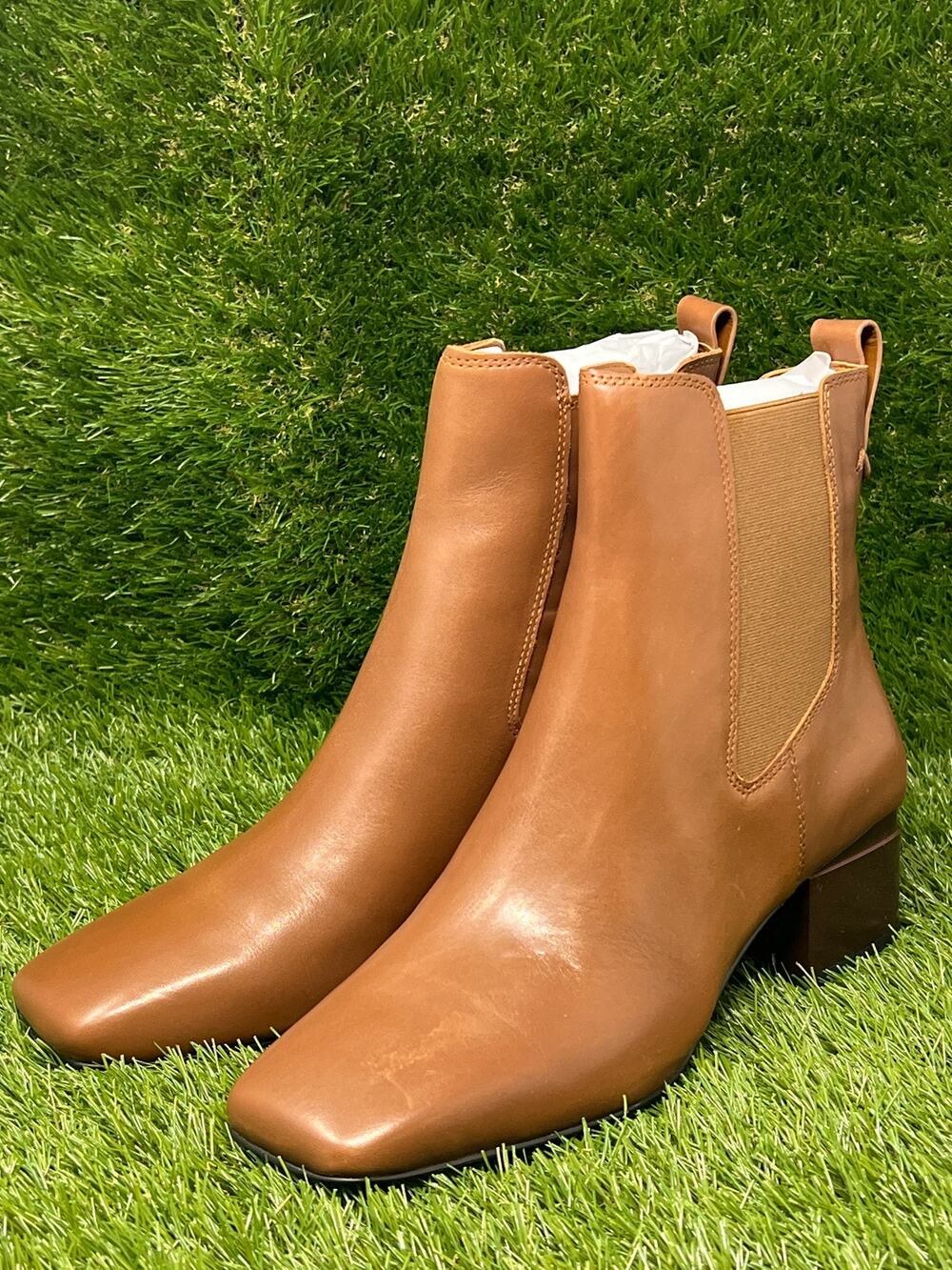 Franco Sarto Women's 8.5M Waxton Hazelnut Leather Ankle Boots